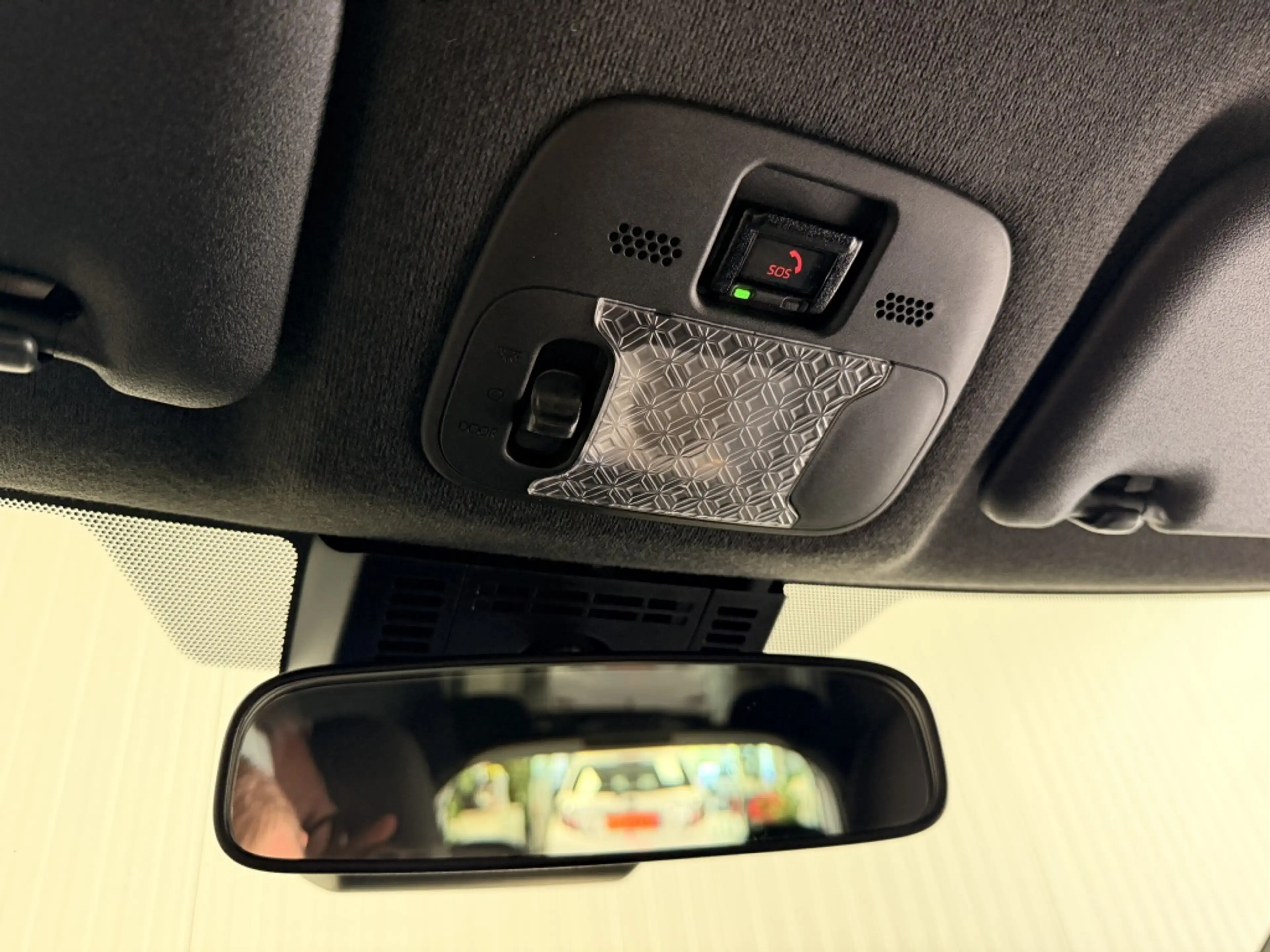 Toyota Aygo X Hybrid 115 play — photo 31