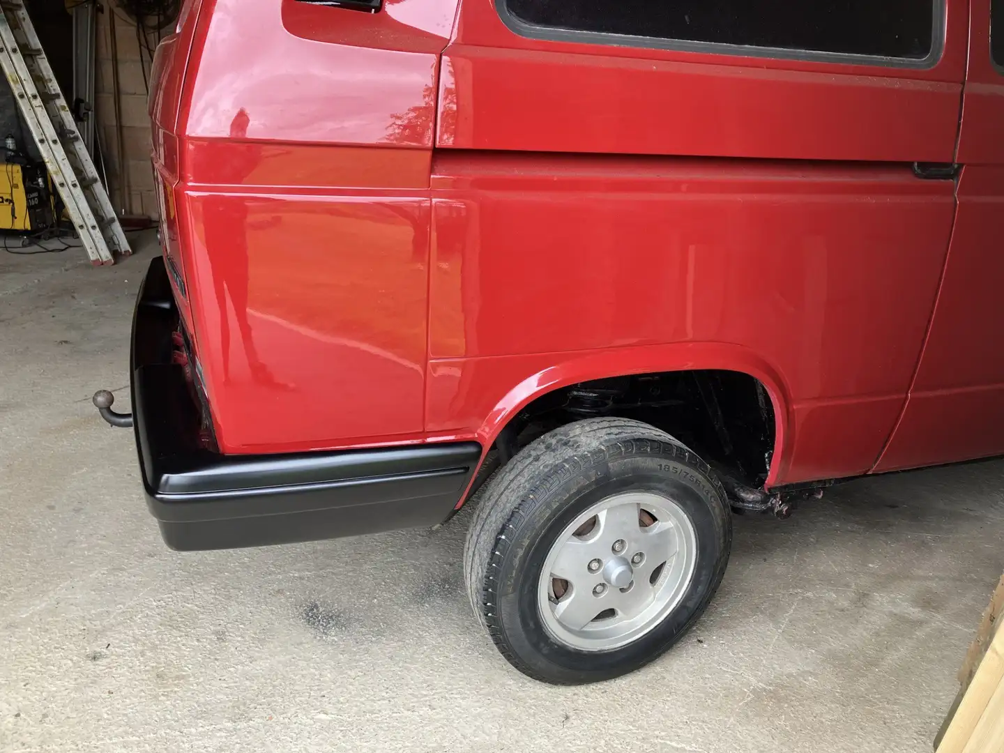 Volkswagen T3 Multivan Mit Westfaliadach Червоний - 2
