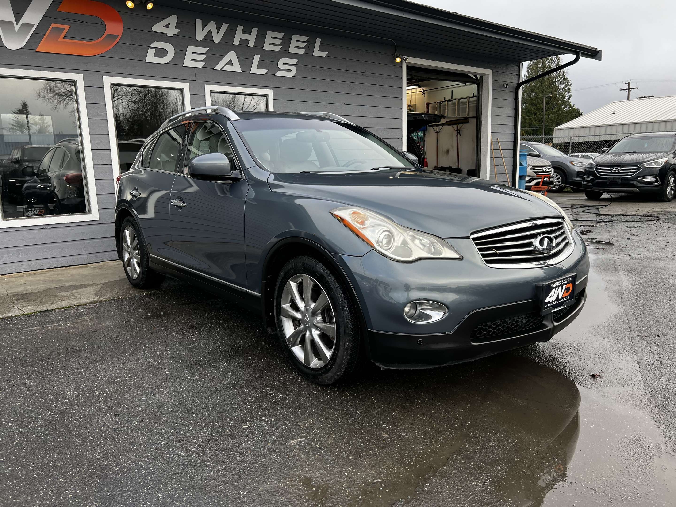 2010 Infiniti EX