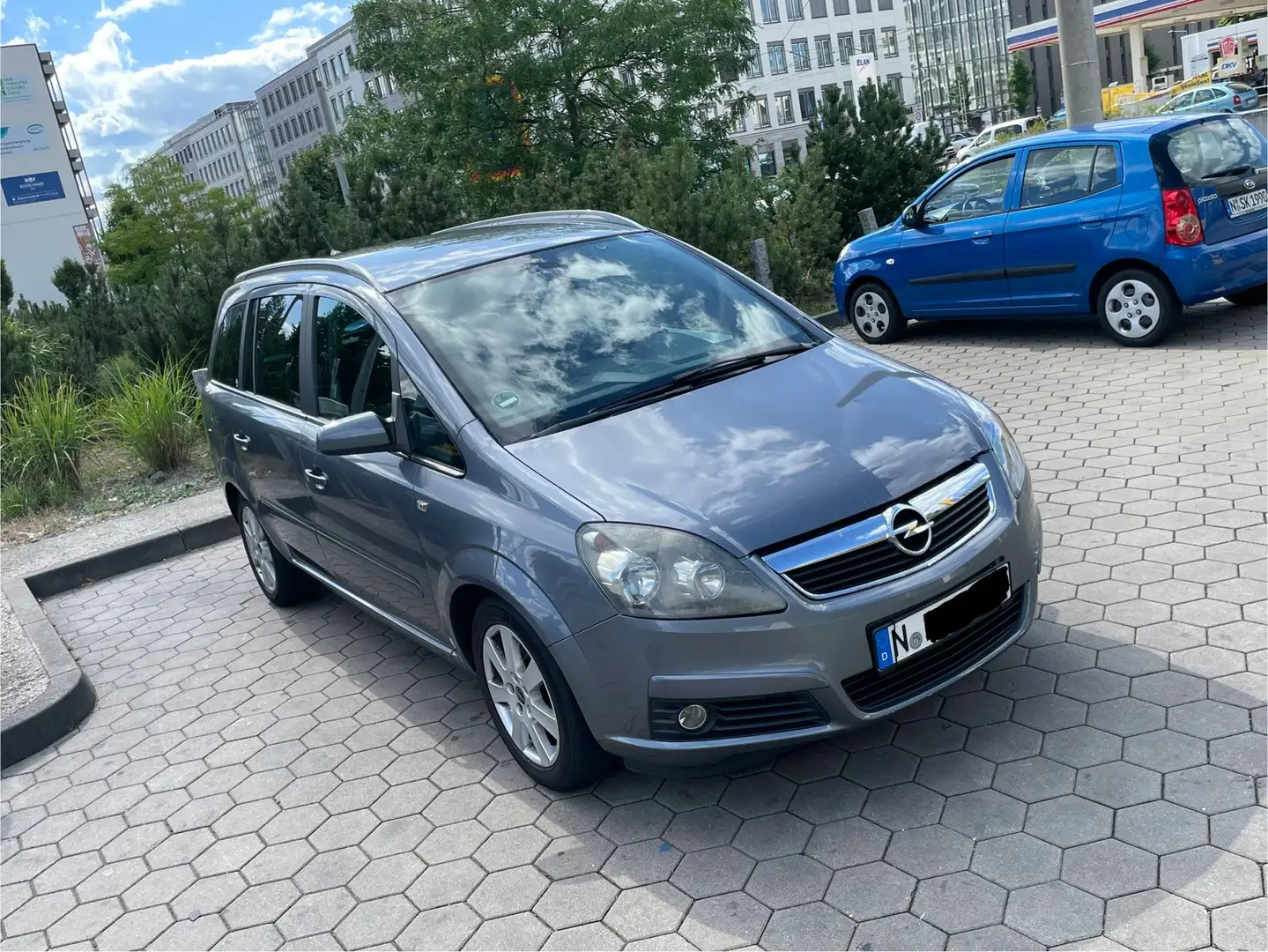 Opel Zafira 1.9 CDTI Edition - 2