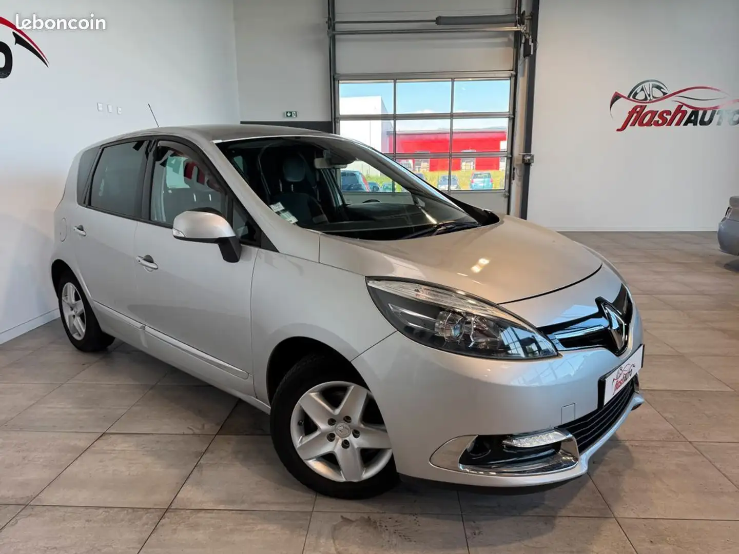Renault Megane SCENIC III PHASE 2 1.5 DCi 110cv-2015 Gris - 2