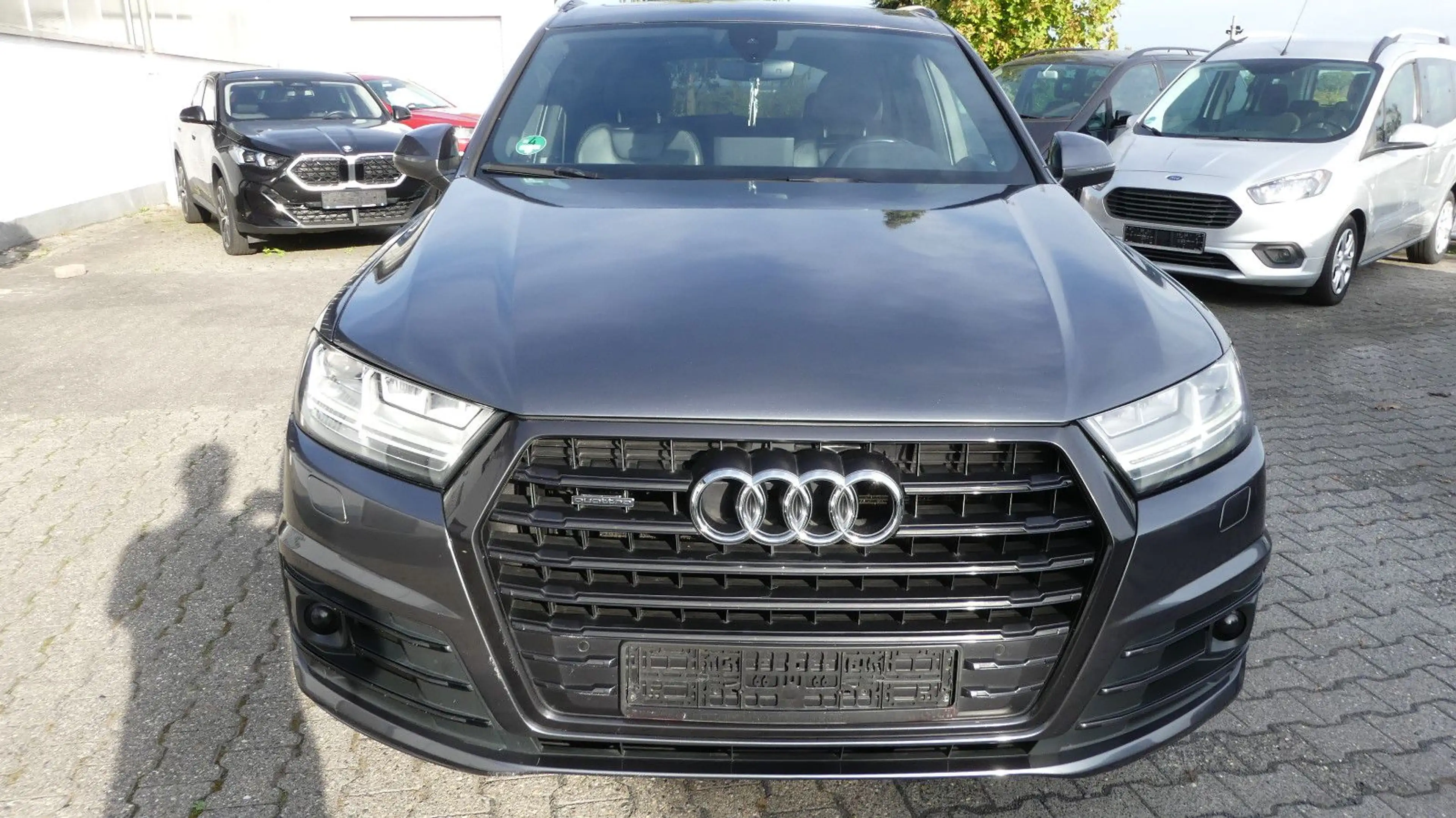 Audi Q7 3.0 TDI quattro S Line — photo 3