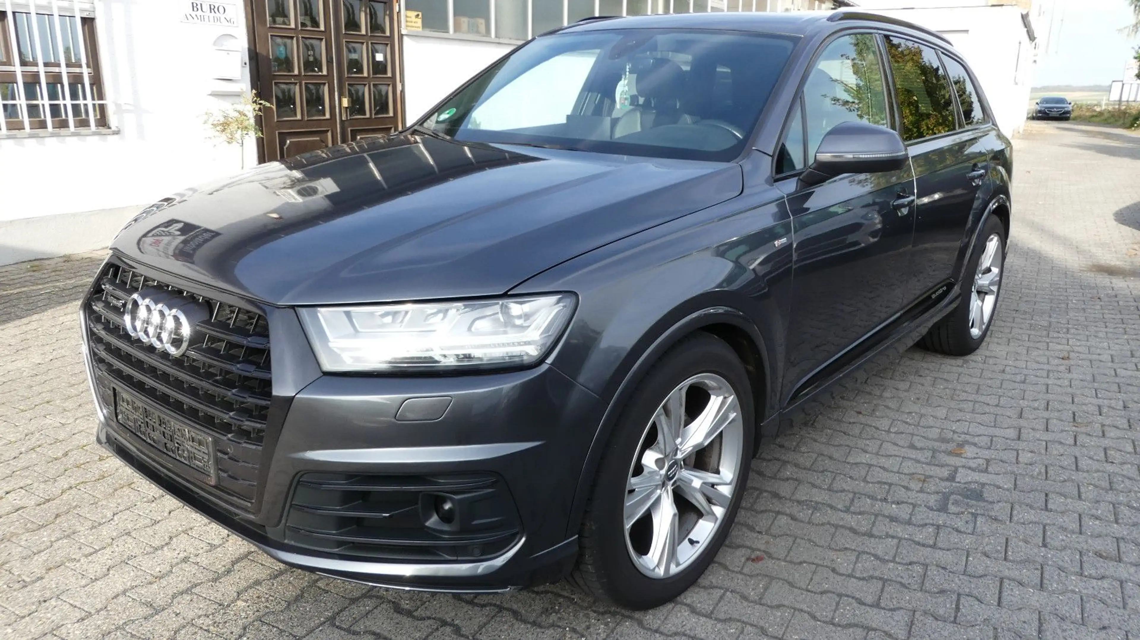 Audi Q7 3.0 TDI quattro S Line — photo 4