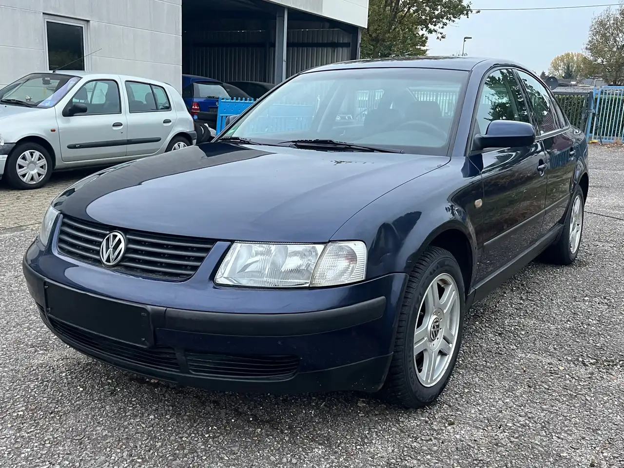 Volkswagen Passat 1.8, ALU, Klimaaut.,1,Hand..., foto 4