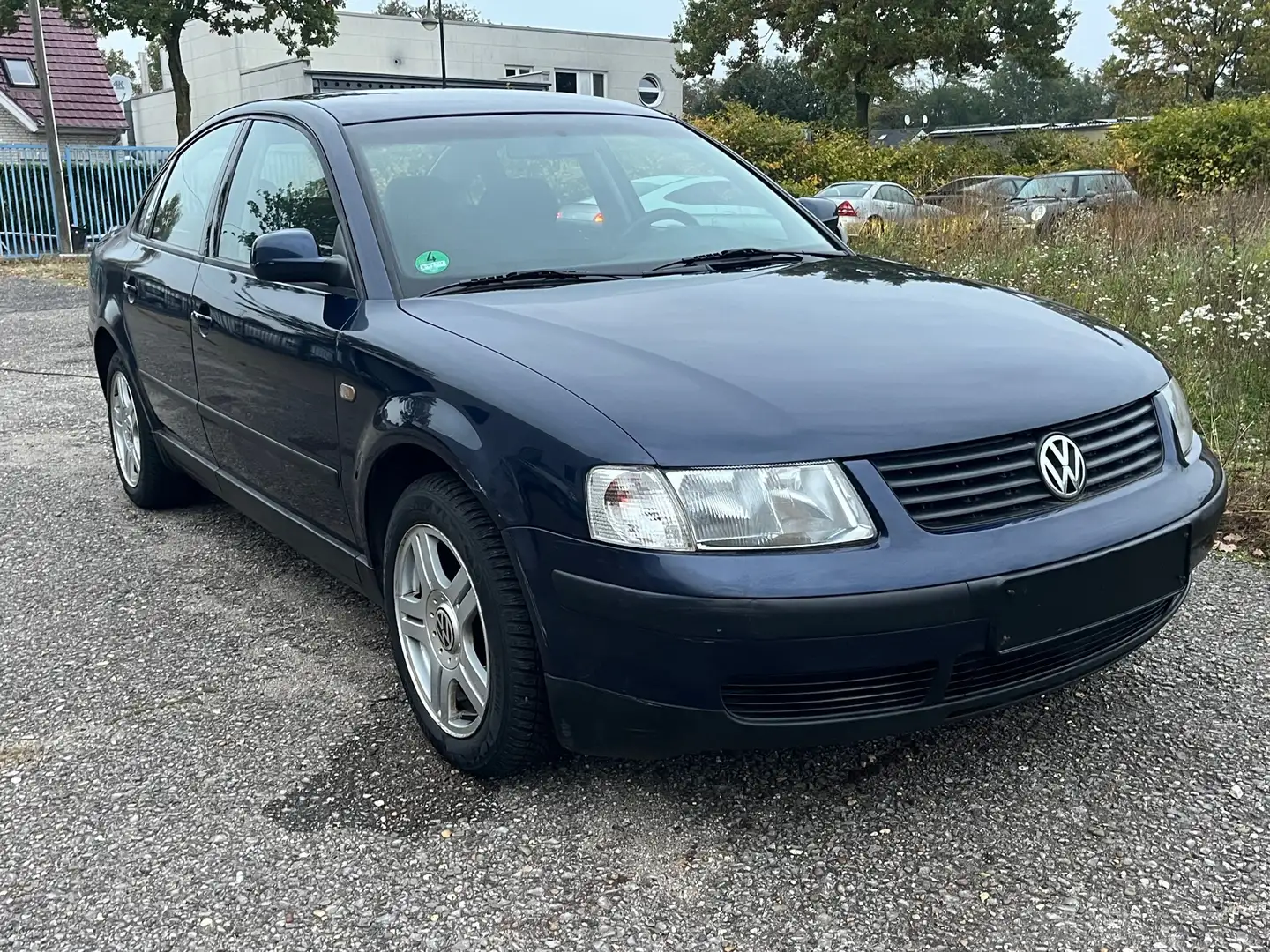 Volkswagen Passat 1.8, ALU, 1,Hand... Blau - 2