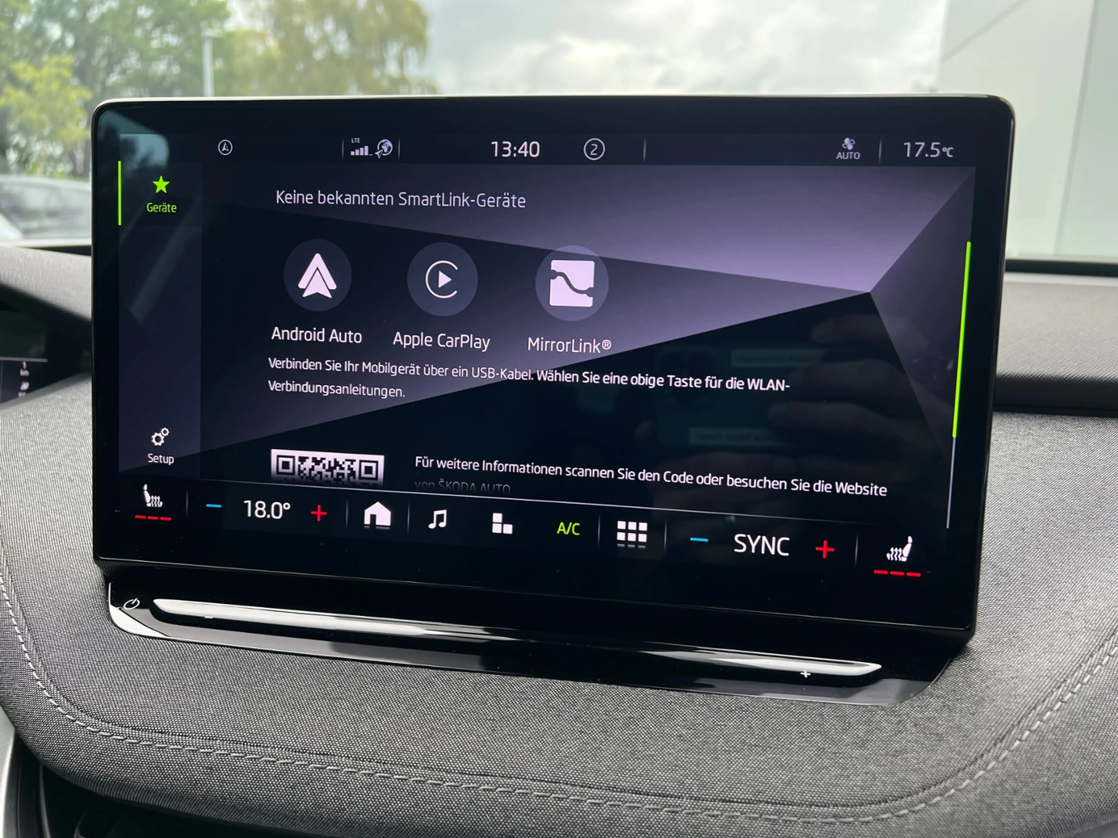 Skoda Enyaq iV 60 Loft 62kWh *AHK,LED,ACC,Navi,Kamera,19''-LM — photo 15