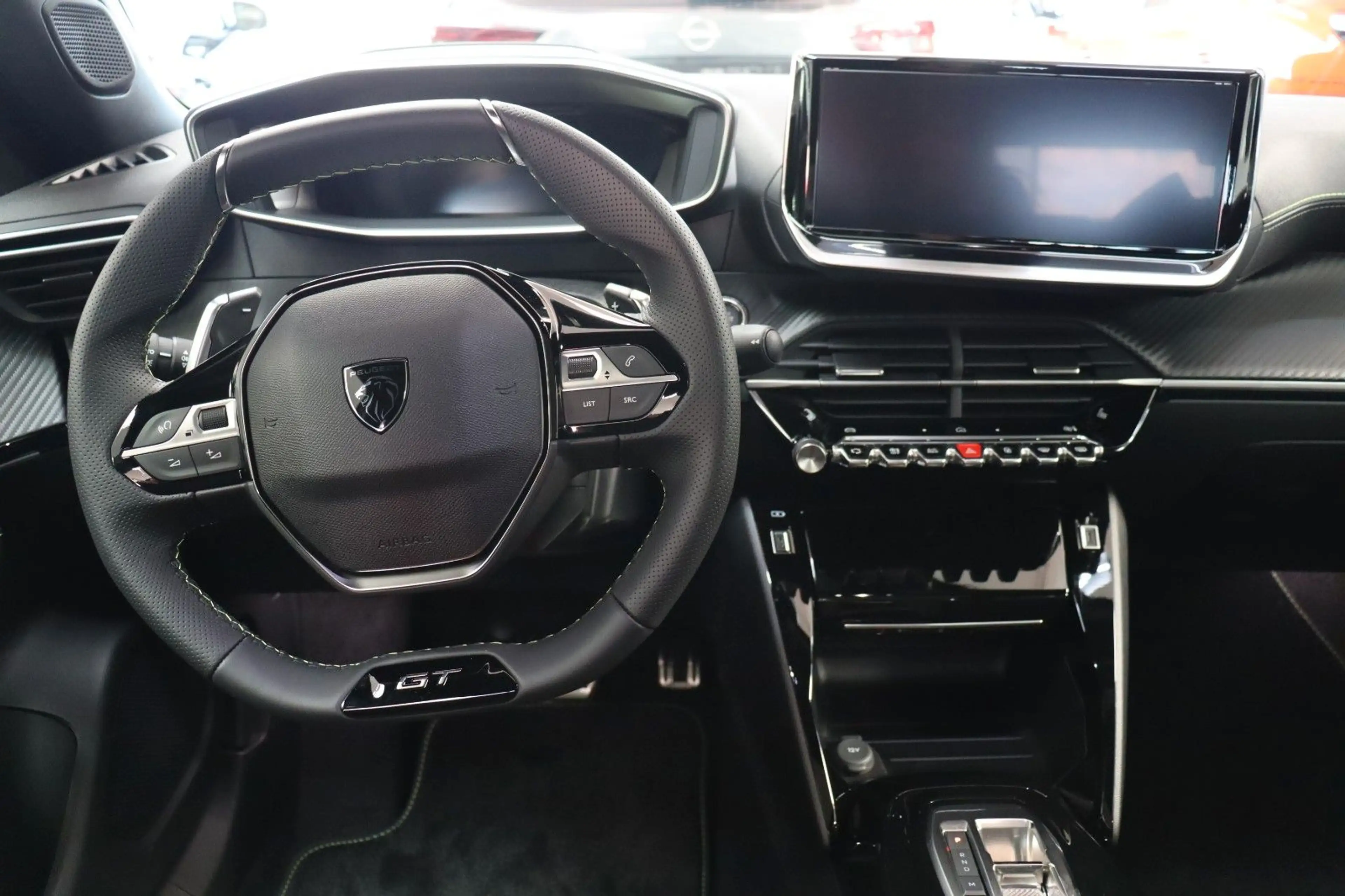 Peugeot 2008 HYBRID 145 e-DSC6 GT Alcant360° Schiebedach — photo 8