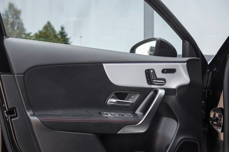 Mercedes-Benz A 45 AMG A 45 S AMG AeroKit-Pano-Memory-360°-Burmester — photo 11