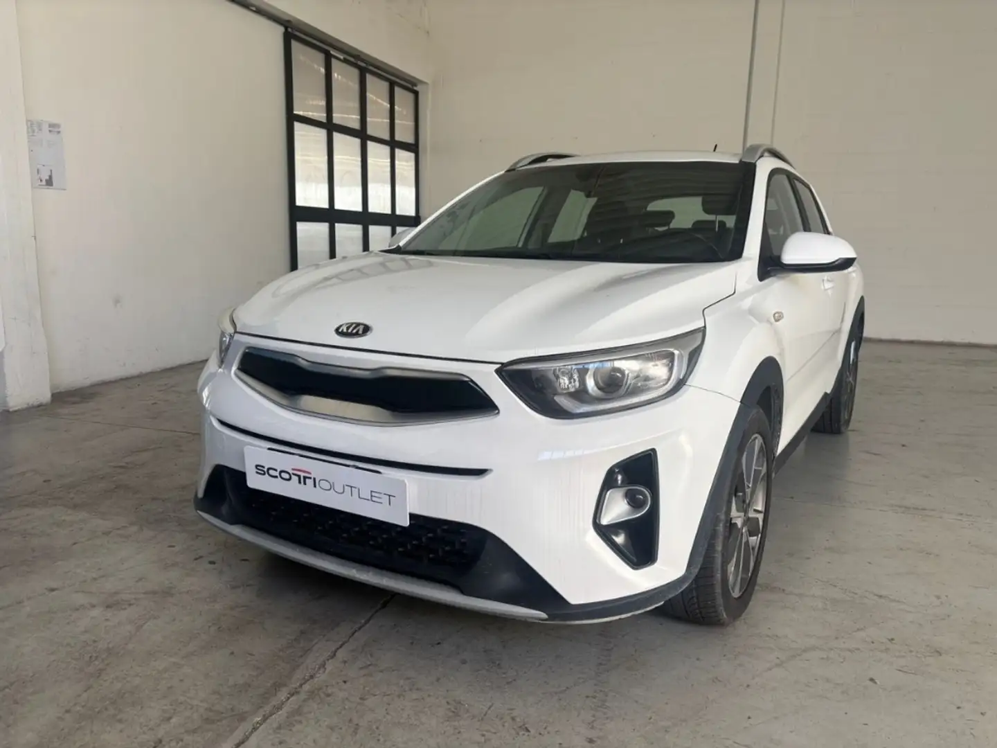 Kia Stonic 1.4 MPi Style Design Pack Weiß - 1