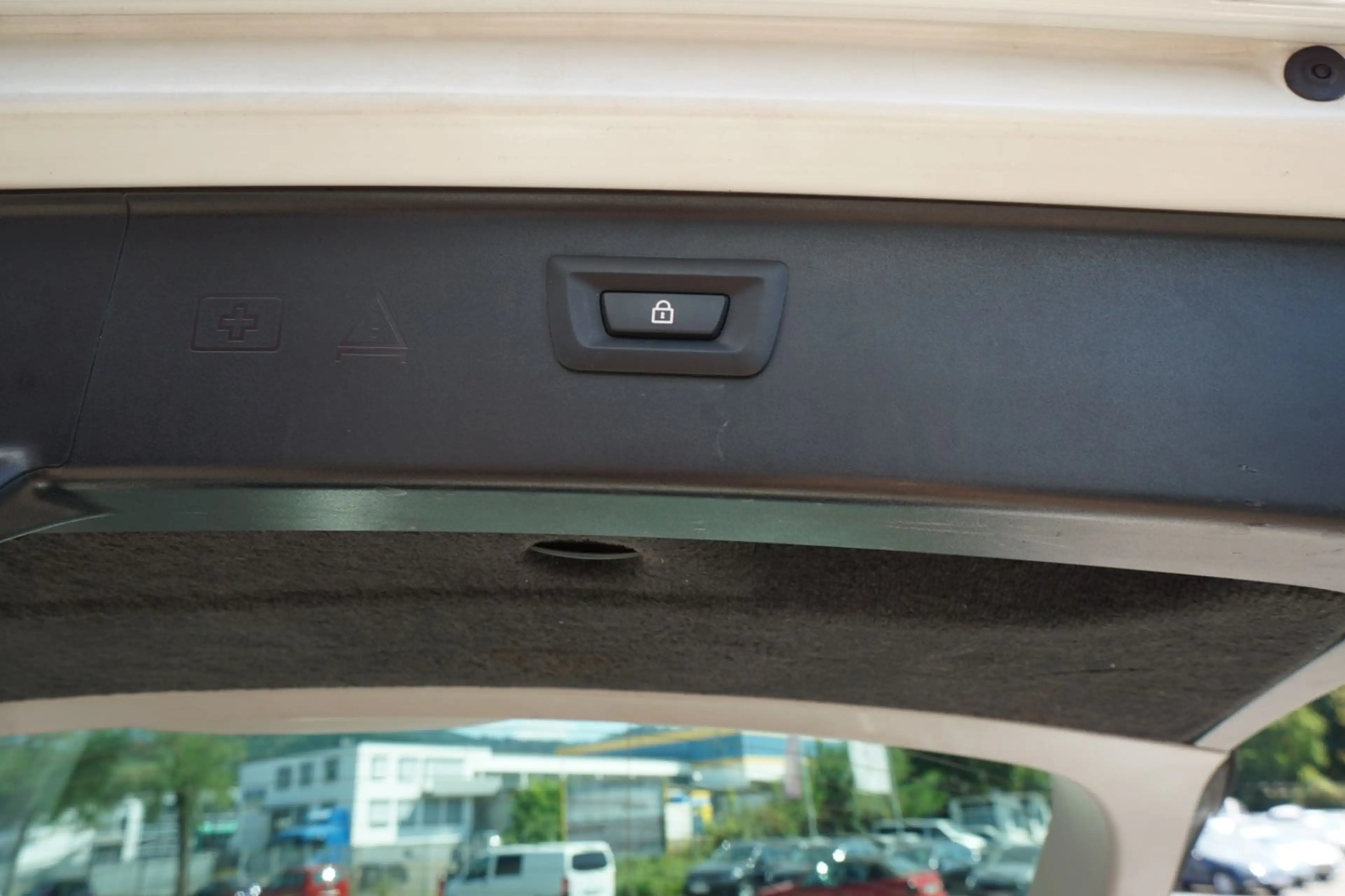 BMW 525 5 Touring 525 d — photo 8