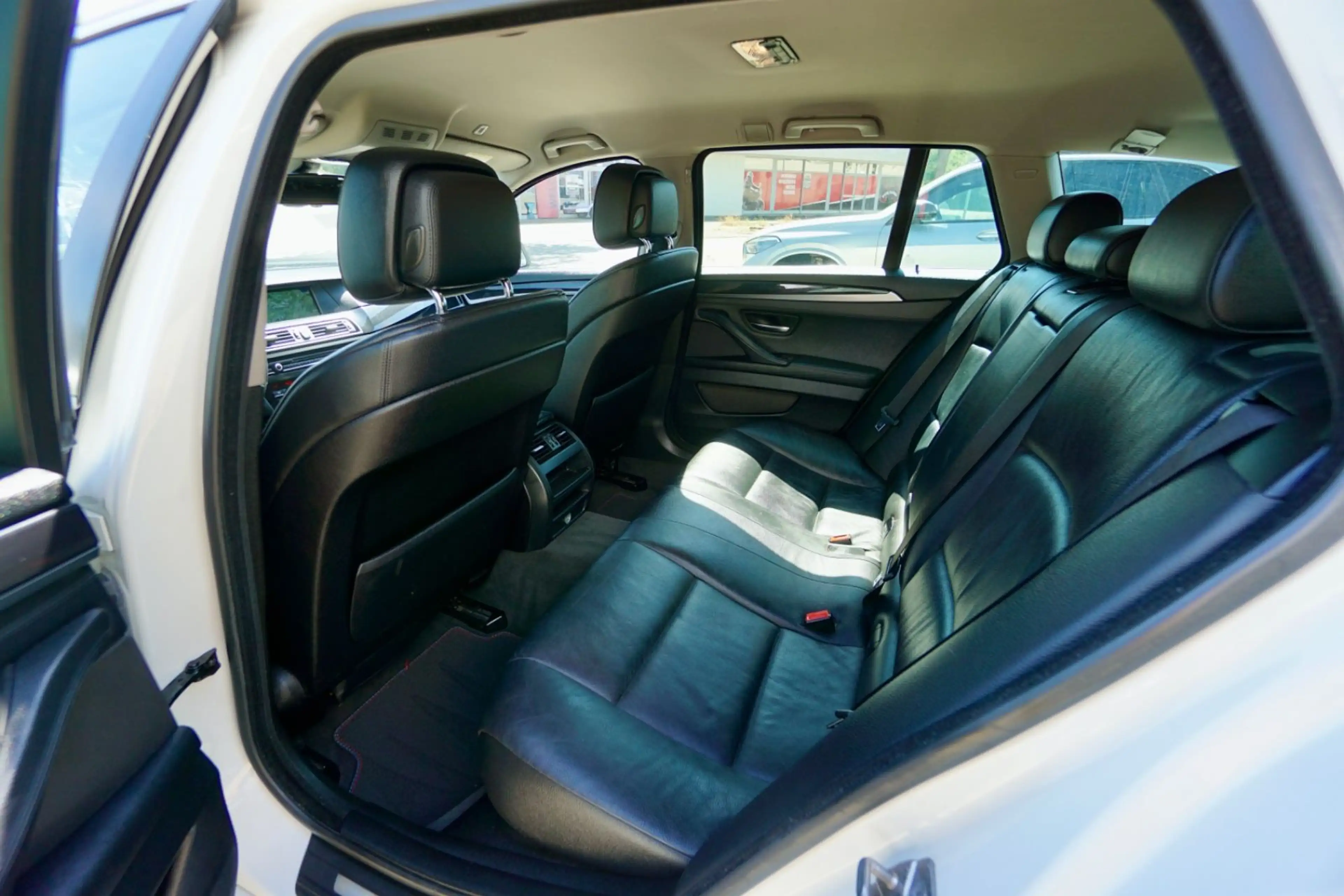 BMW 525 5 Touring 525 d — photo 14