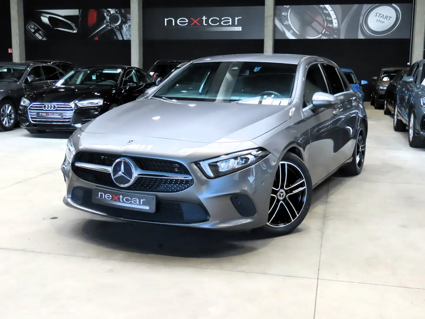 Mercedes-Benz A 180 d 7GTRONIC *FULL LED-NAVI-WIDESCREEN-PARKTRONIC* Gris - 1