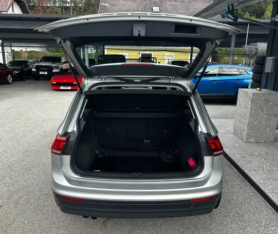 Volkswagen Tiguan view 27