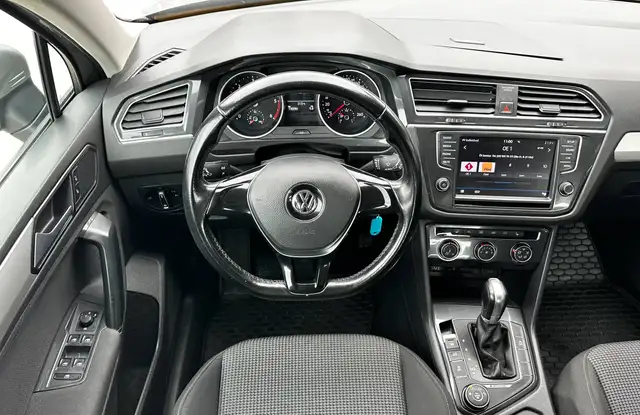 Volkswagen Tiguan view 23
