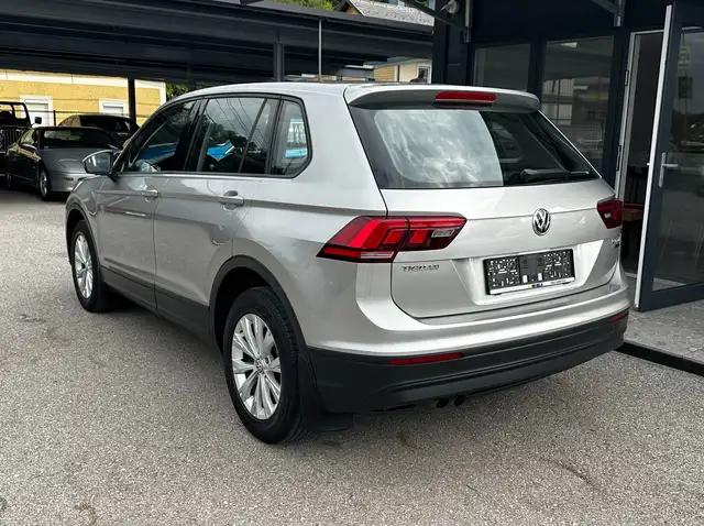 Volkswagen Tiguan view 7
