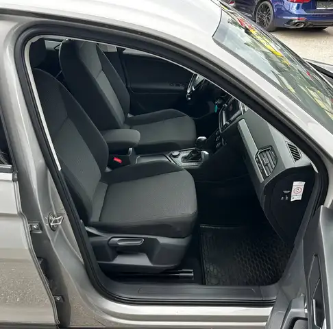 Volkswagen Tiguan view 15