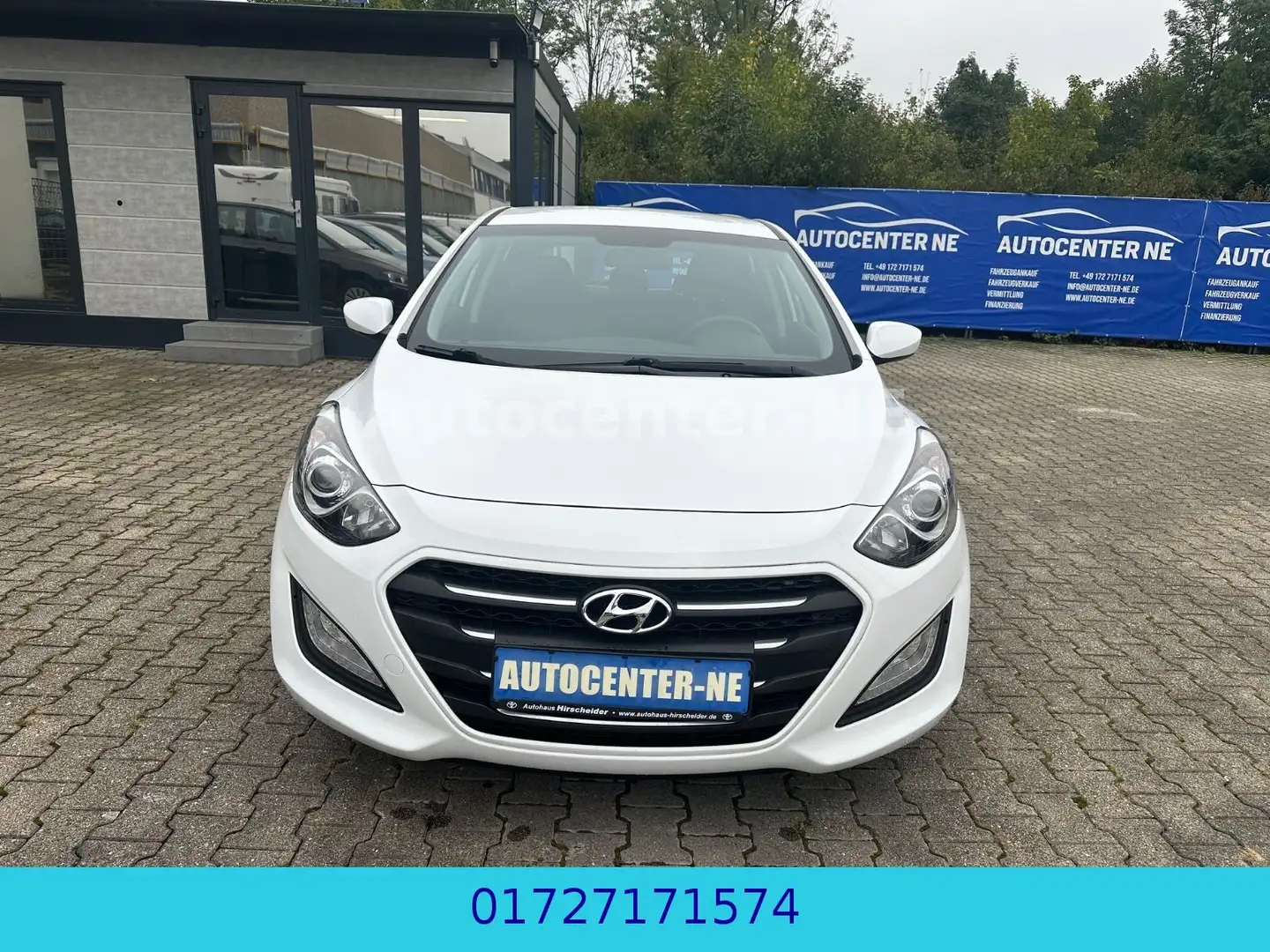 Hyundai i30 1,4/ blue Classic/Klima/Einparkhilfe/1.HD Weiß - 1