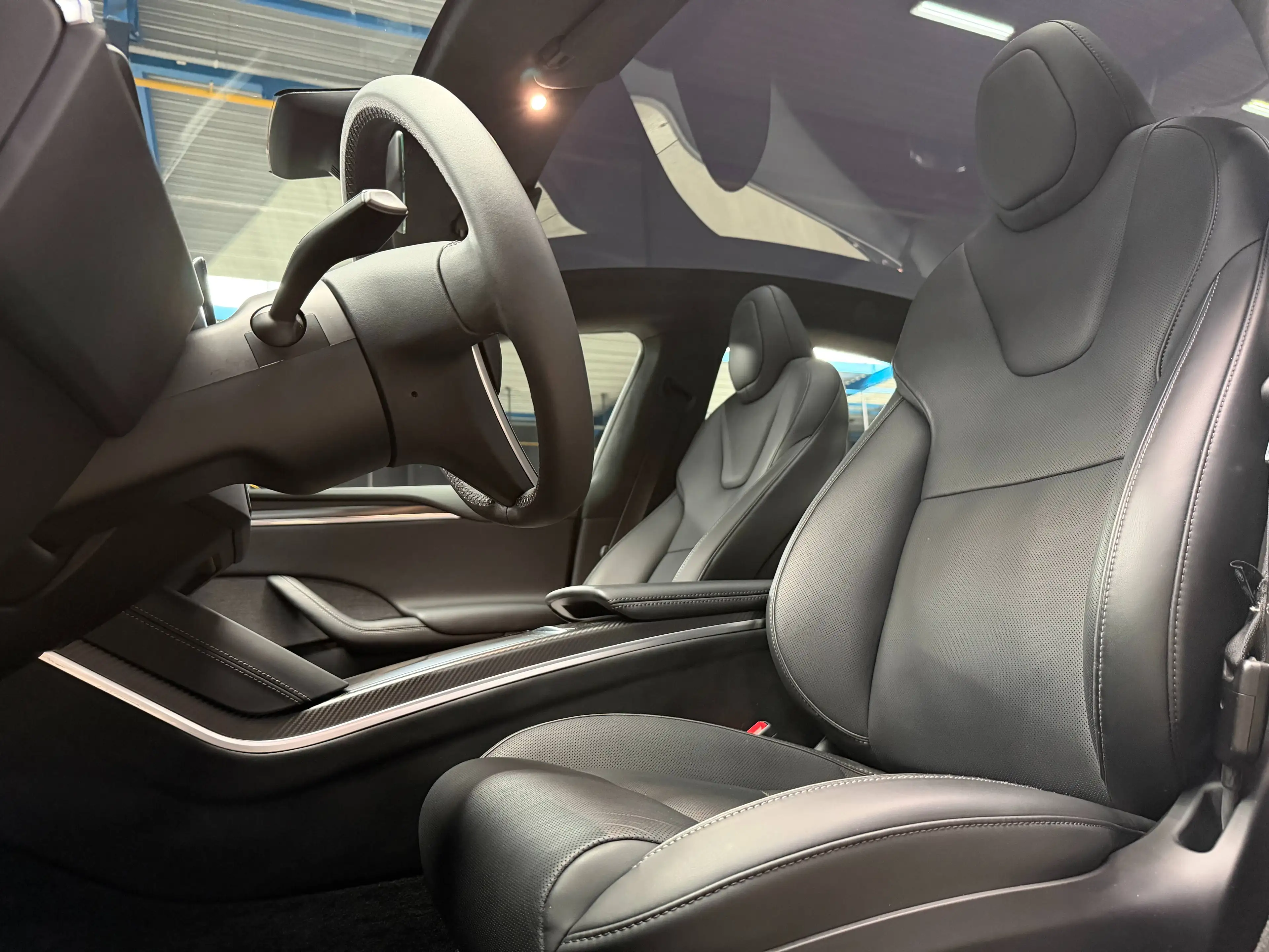 Tesla Model S PLAID - HARDWARE 4 - 1020 HP - 0 to 100km/h in 2.1 SECONDS - 21" WHEELS - PREMIUM PERFORMANCE MODEL — photo 12