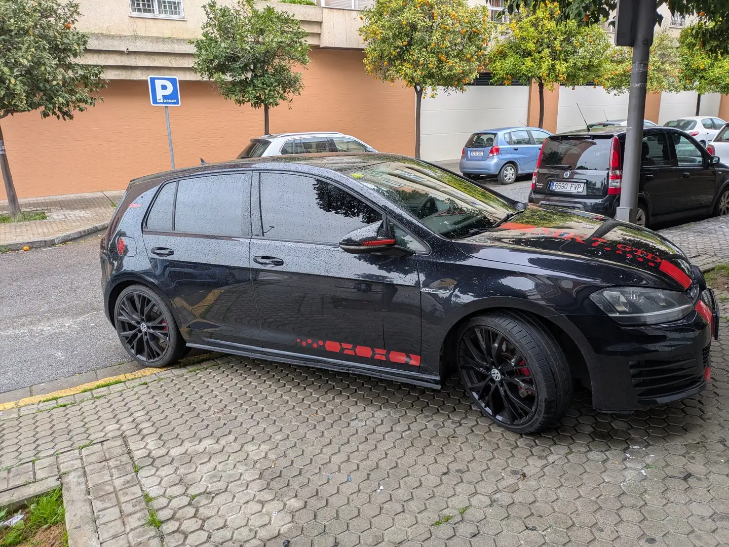 Volkswagen Golf GTD 2.0TDI BMT DSG 184 - 2