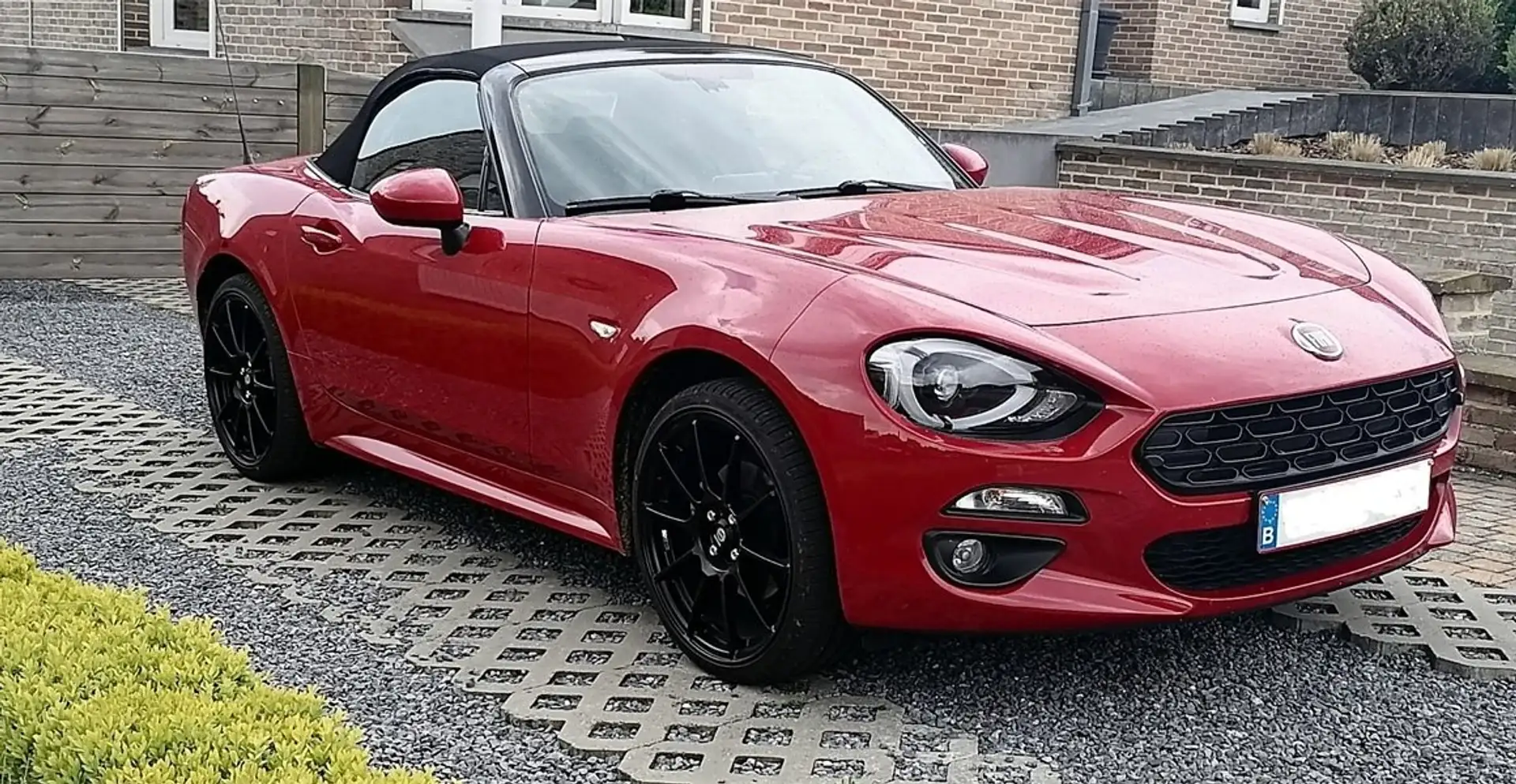 Fiat 124 Spider 124 Spider 1.4 MultiAir Turbo Lusso Rood - 1