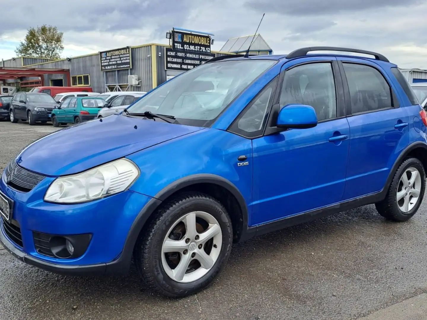 Suzuki SX4 S-Cross Break 1.9 DDiS 4x4 120 cv Bleu - 1