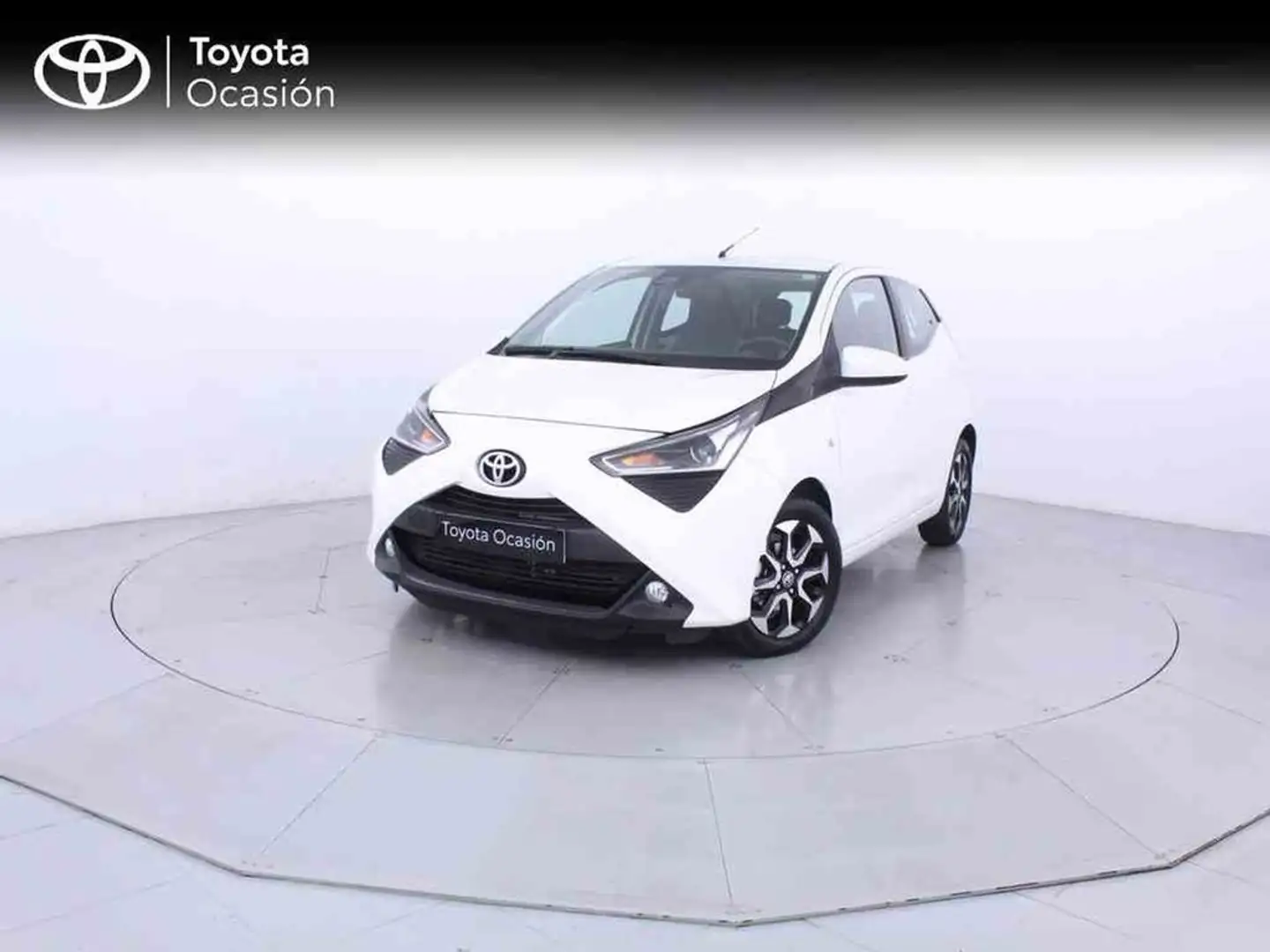 Toyota Aygo 70 x-play Blanco - 1