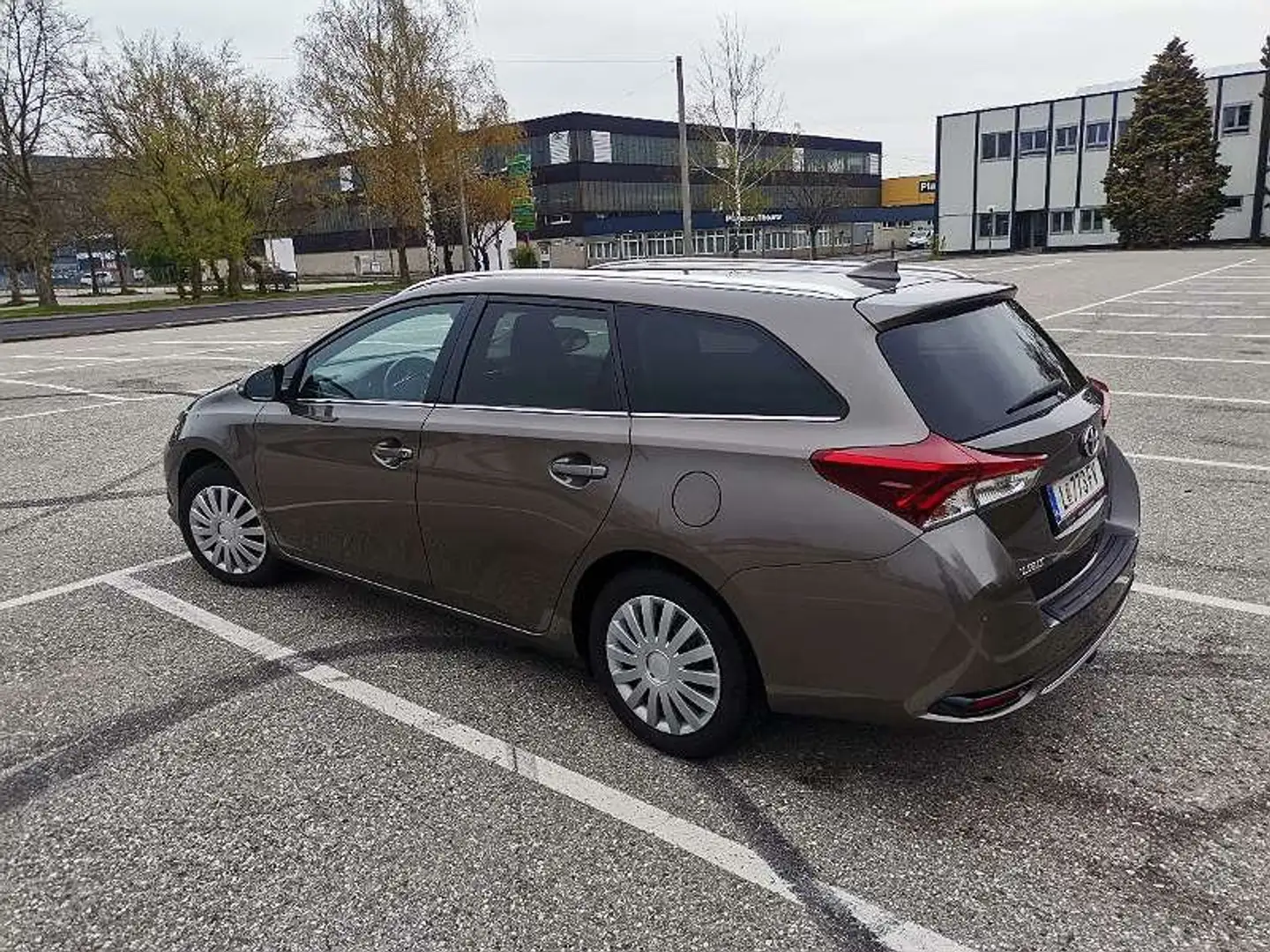 Toyota Auris Auris TS 1,2 Turbo Active Active Bronce - 1