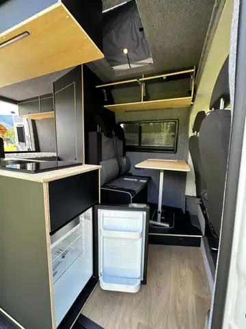 Volkswagen Crafter Crafter L3H3 Camper Ansicht 17