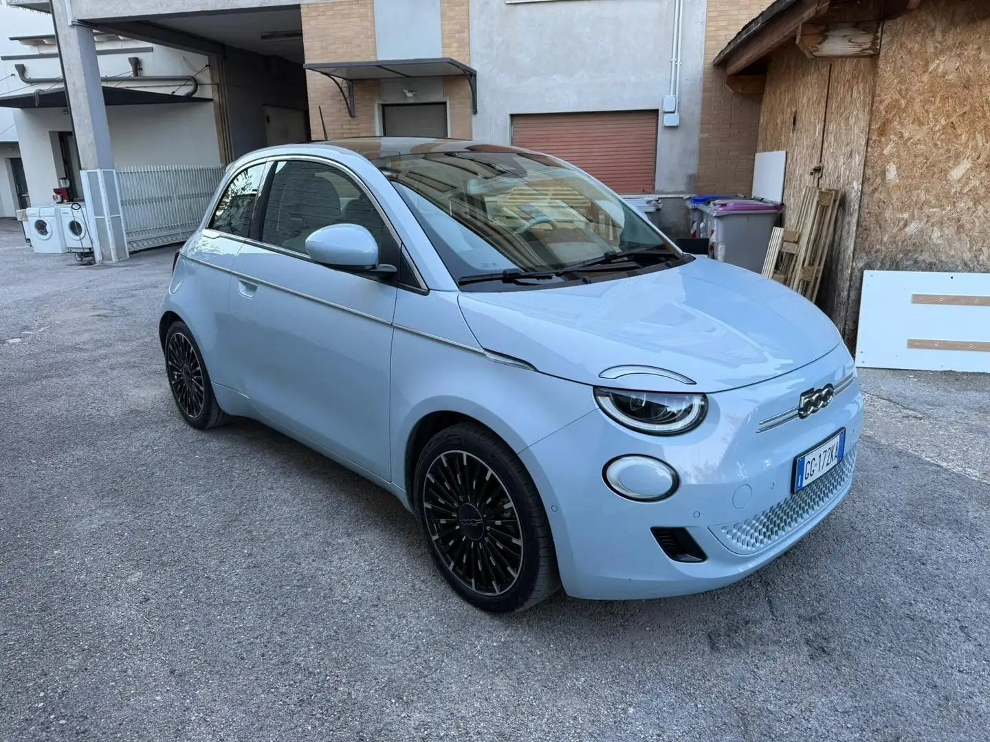 Fiat 500e 42 kWh La Prima - 2
