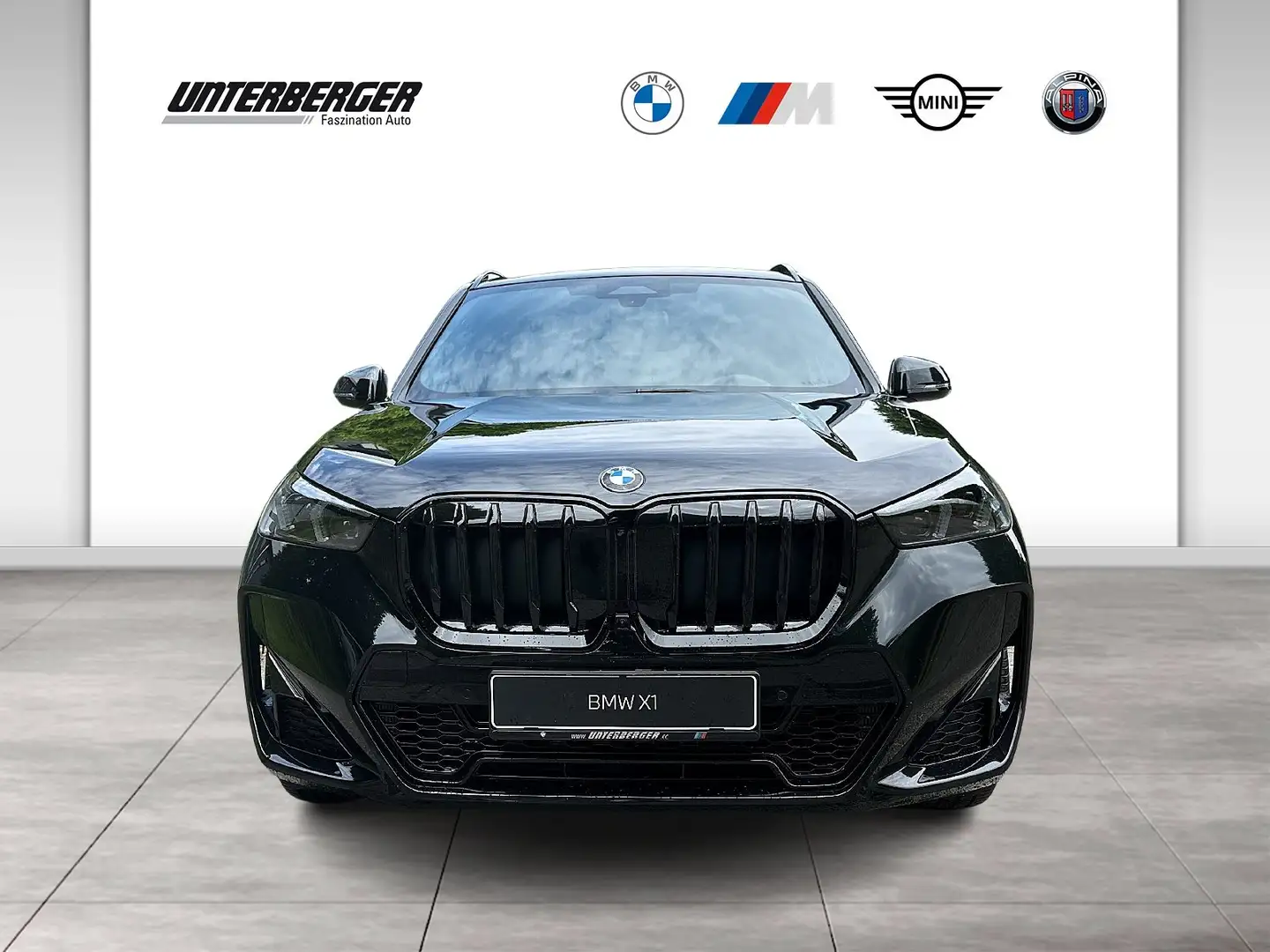 BMW X1 xDrive20d U11 B47 M Sportpaket Head-Up DAB Noir - 2