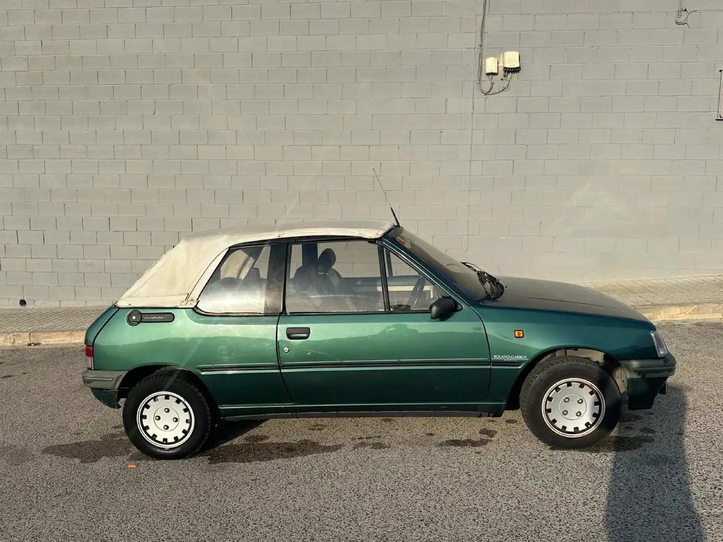 Peugeot 205 roland Garros Зелений - 1