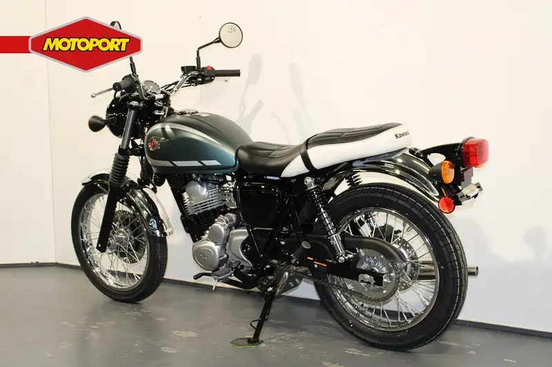 Kawasaki W 230 - foto 4