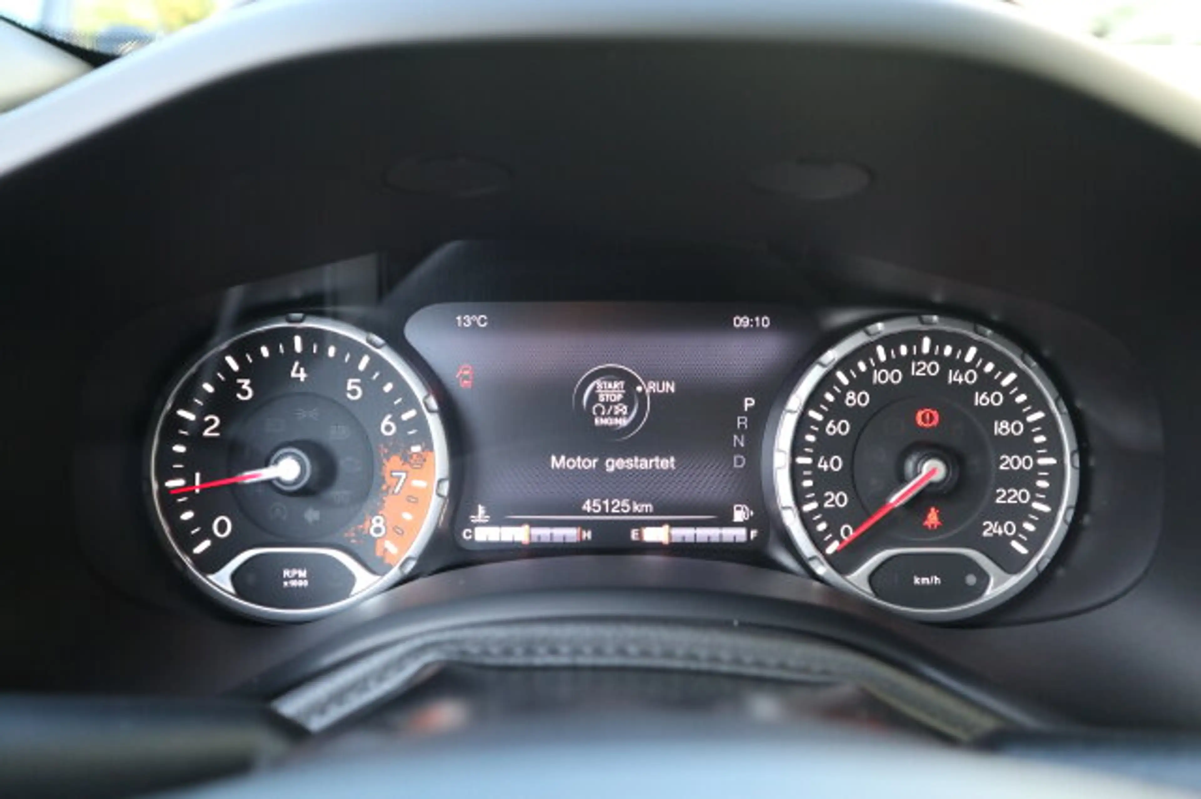 Jeep Renegade Renegade Limited 1,4 MultiAir FWD S/Navi/Autom. — photo 15
