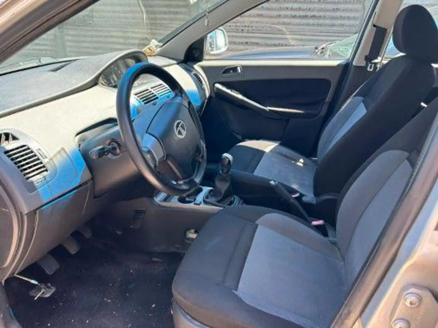 Tata Indica Vista 1.4 Safire Bi Fuel (Gpl) 5p. Silber - 2