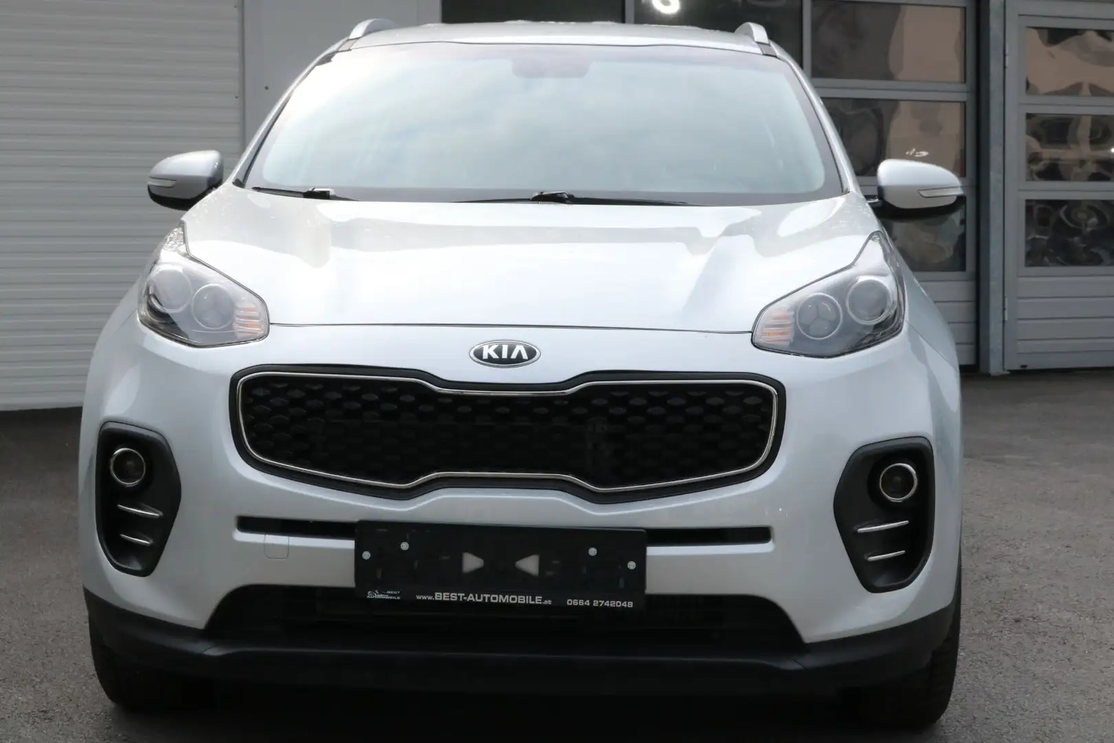 Kia Sportage 1,7 CRDI ISG Silber Grau - 2