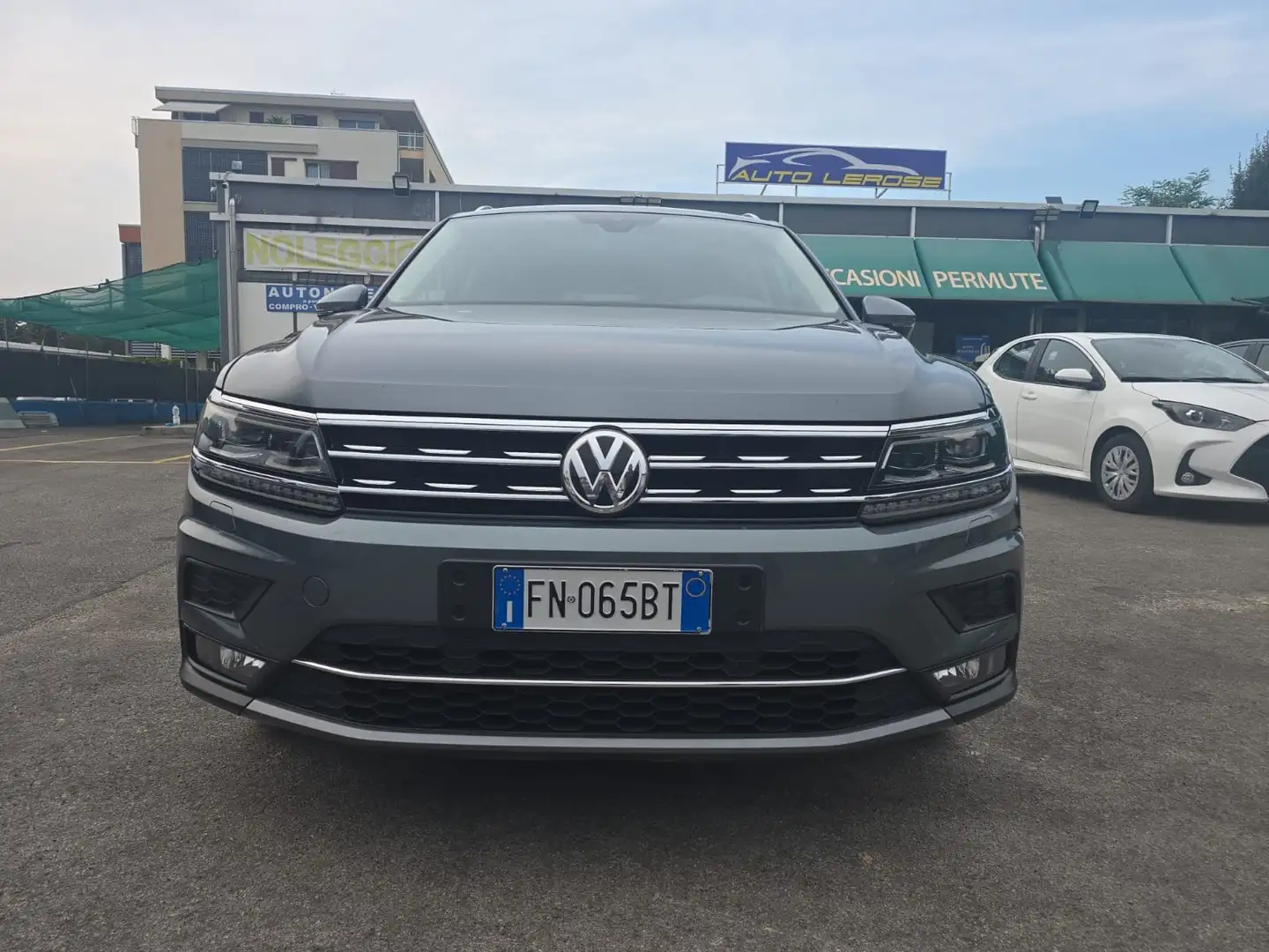 Volkswagen Tiguan Tiguan II Allspace 2.0 tdi Advanced 4motion Grigio - 2