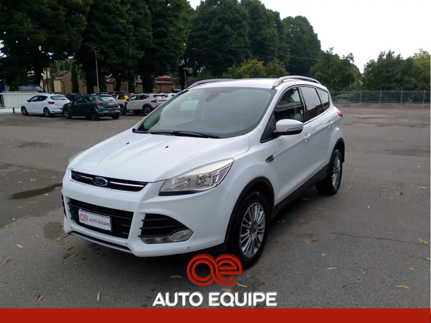 Ford Kuga Kuga 2.0 TDCI 140 CV 4WD Powershift Business Bianco - 1
