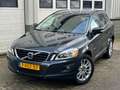 Volvo XC60 2.4 D5 Momentum / Grijs kenteken - thumbnail 1