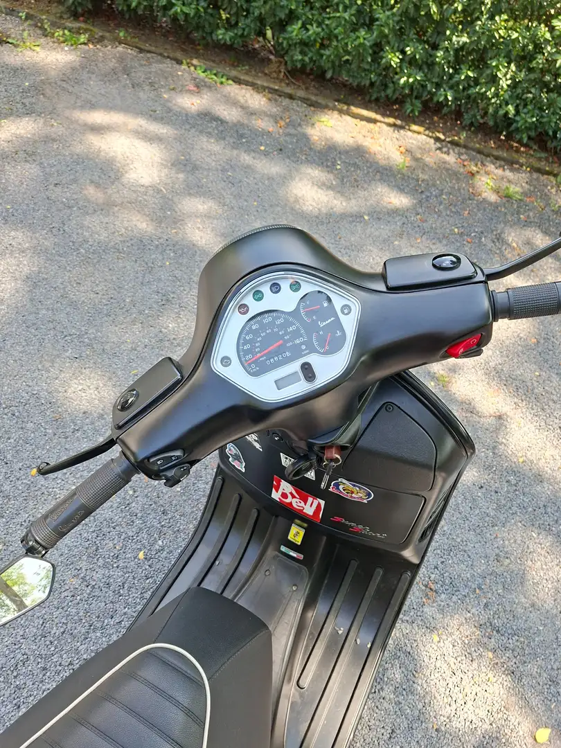 Vespa 125 GT 125 GTS Noir - 1