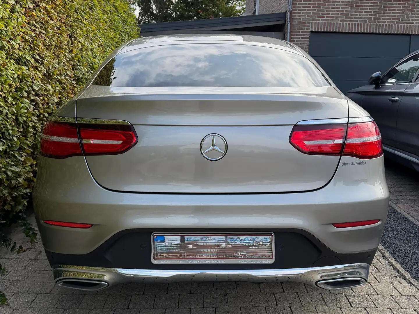 Mercedes-Benz GLC 250 GLC 250 d Coupe 4Matic 9G-TRONIC Brons - 2