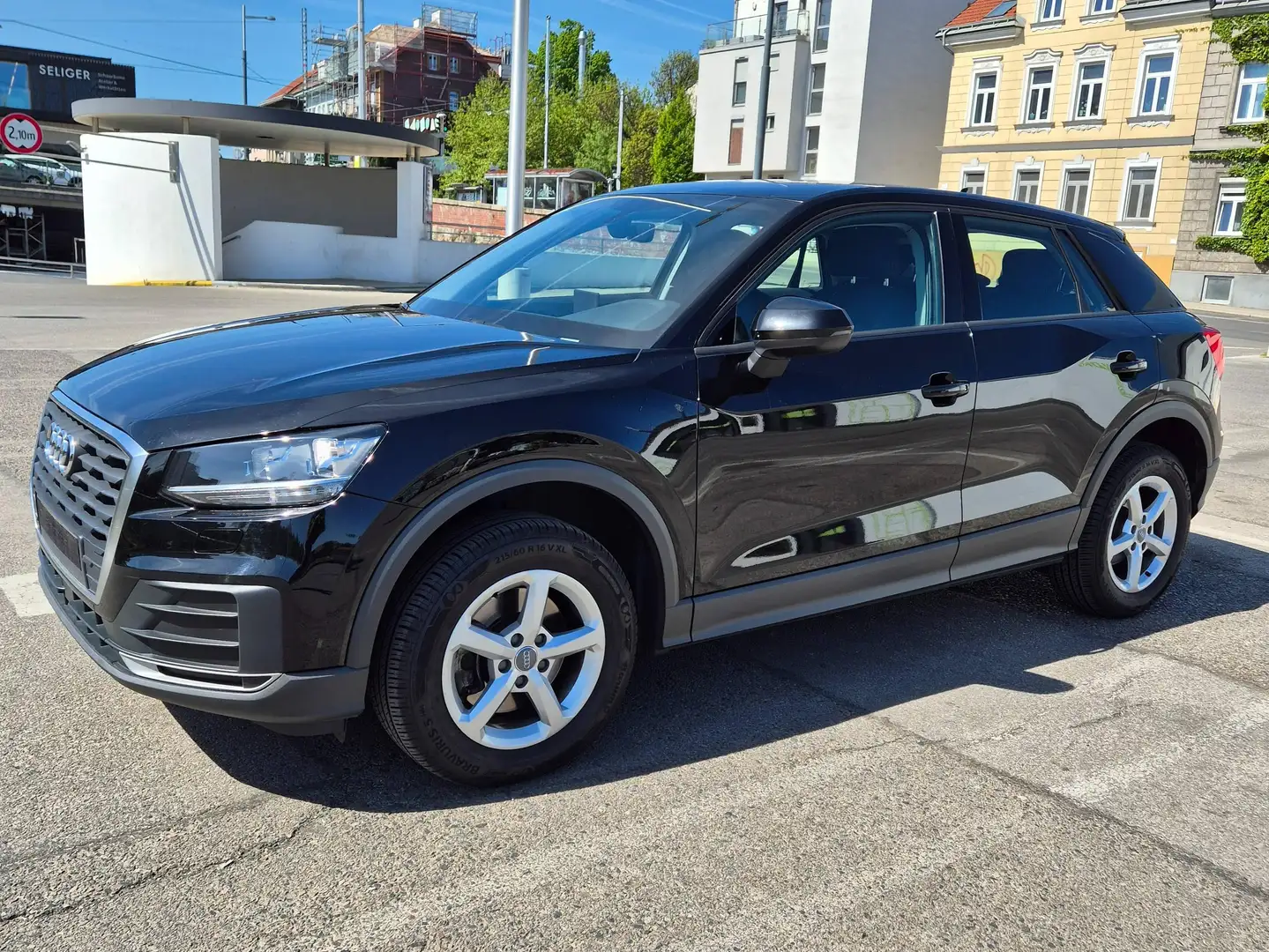 Audi Q2 Q2 1,6 TDI Schwarz - 1