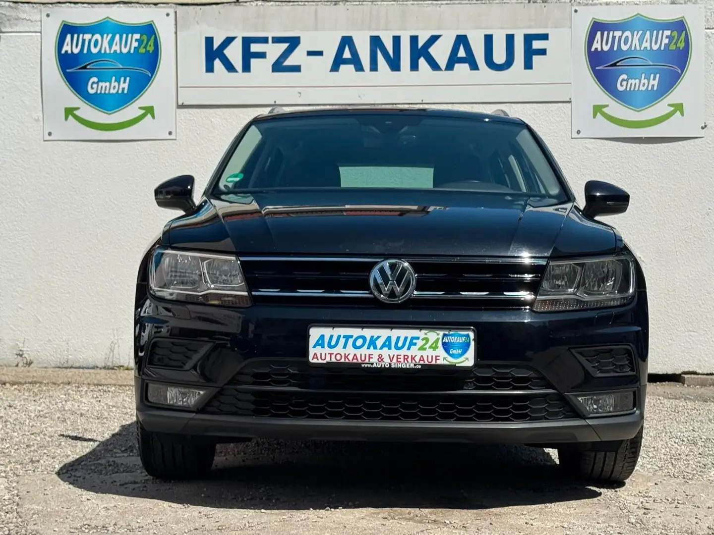 Volkswagen Tiguan Join * Navi* AHK * PDC * Schwarz - 2