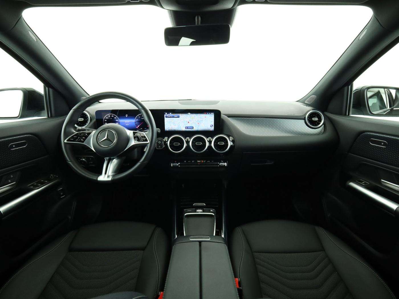 Mercedes-Benz GLA 180