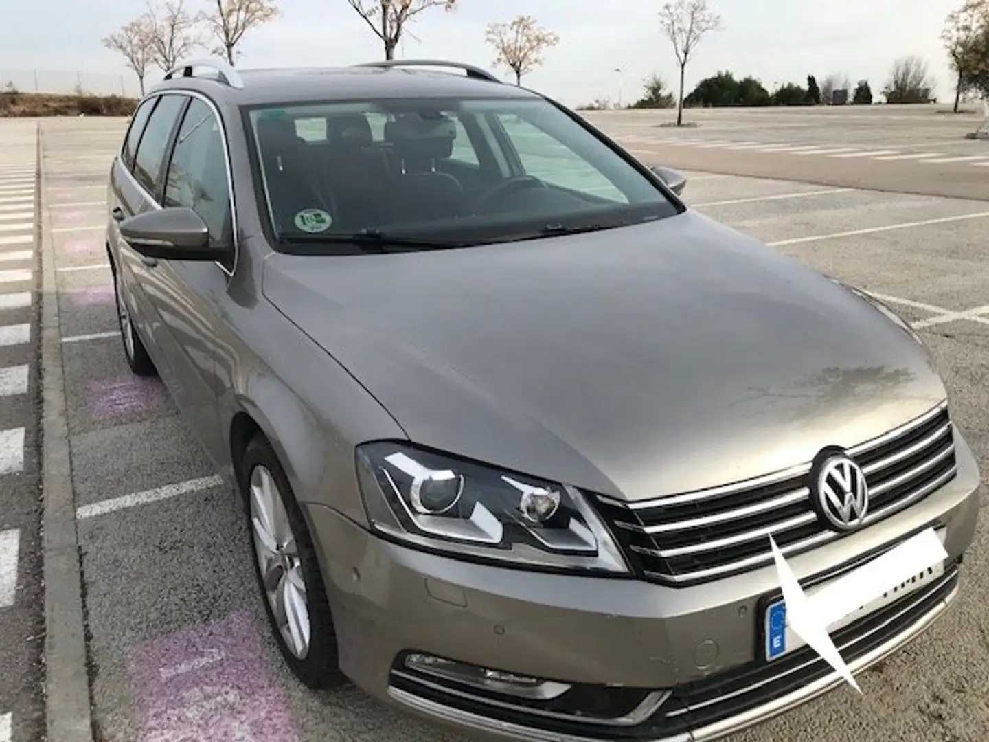 Volkswagen Passat 2.0 TDI Highline BlueMotion - 1