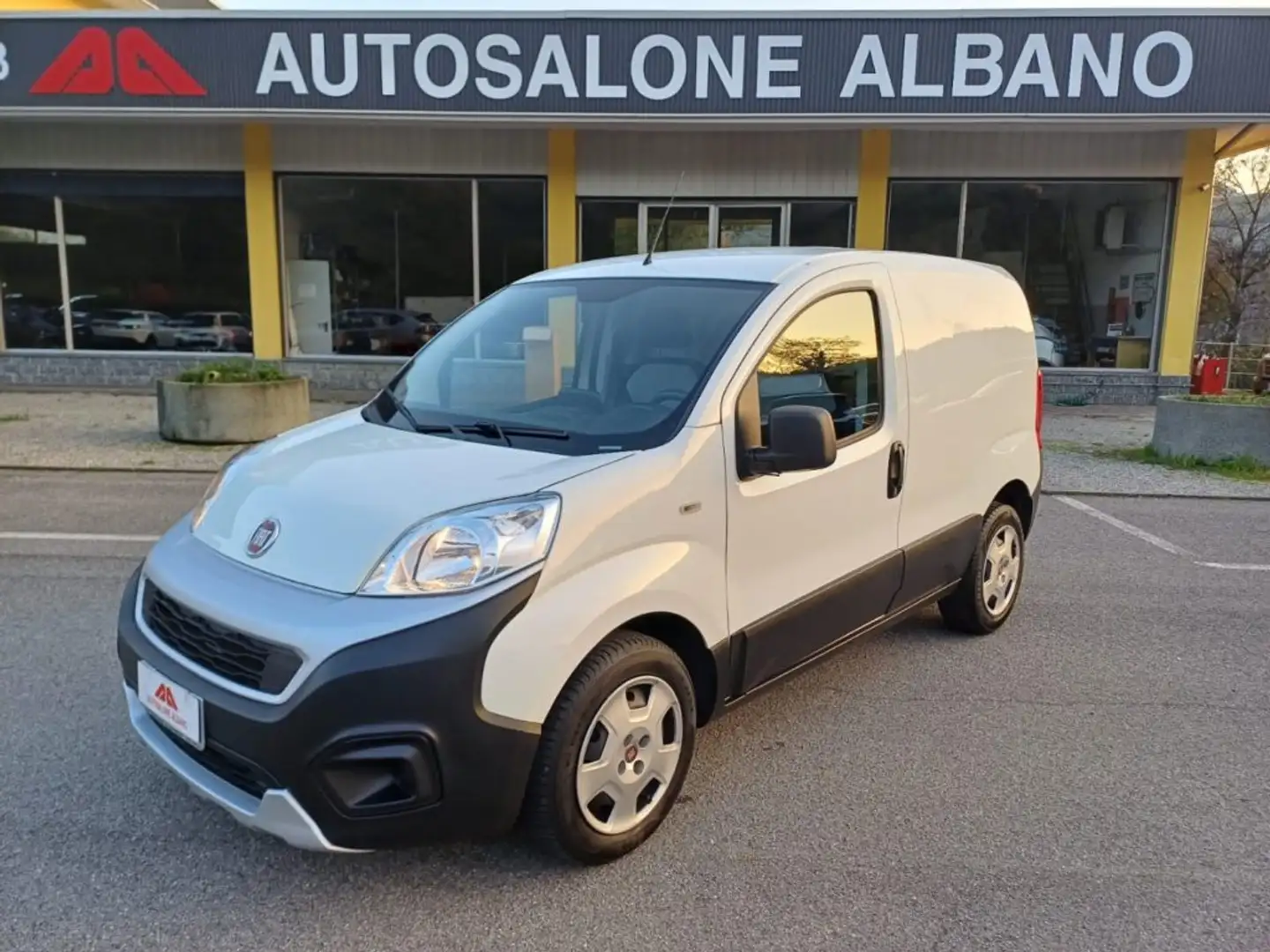 Fiat Fiorino 1.3 MJT 80CV Cargo Fehér - 1