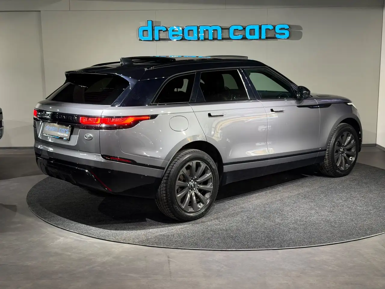 Land Rover Range Rover Velar 2.0 d Velar R-Dynamic / PANO / LEDER / VOLL Bild 22