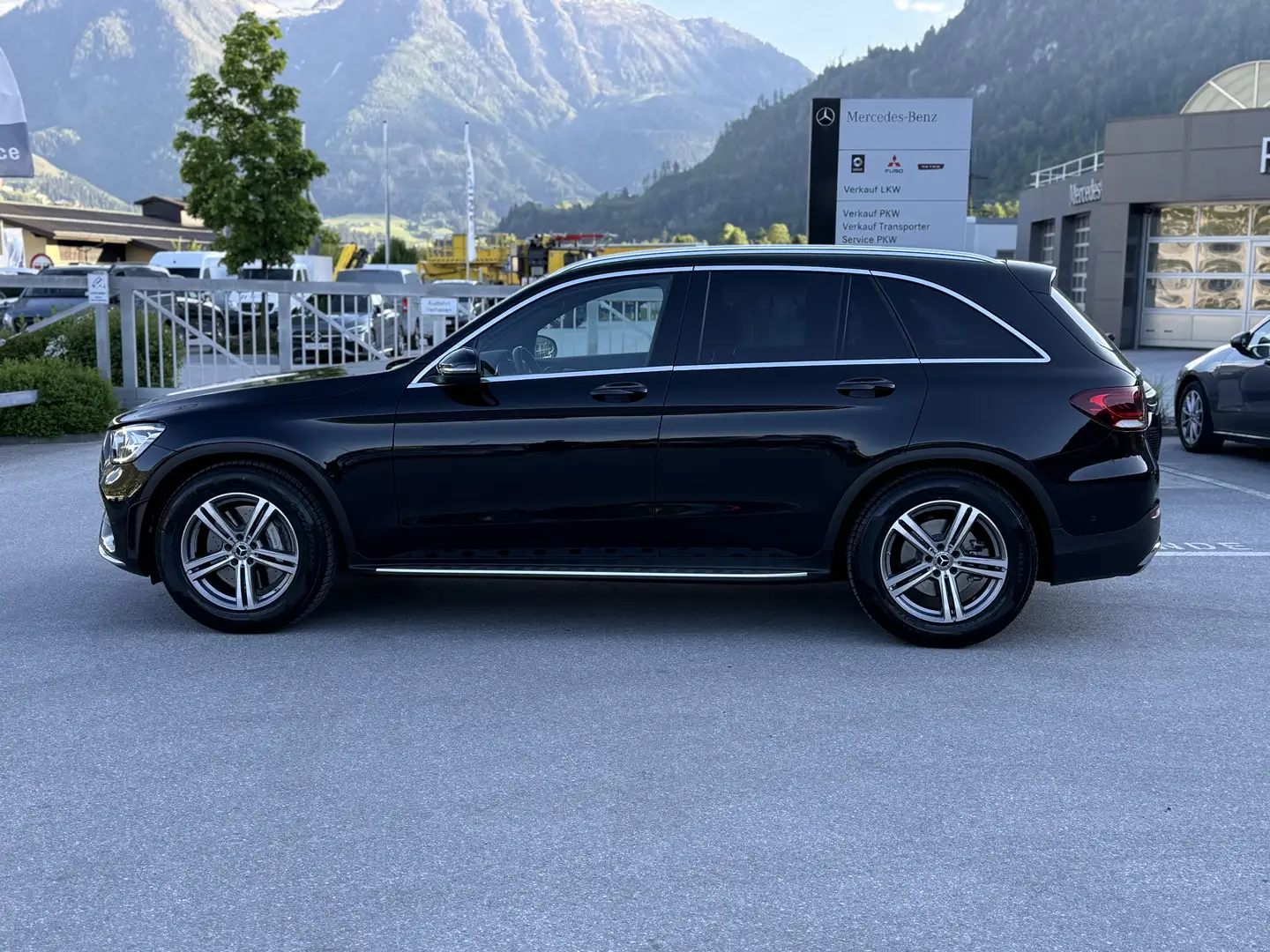 Mercedes-Benz GLC 300 de PHEV 4MATIC Aut. Hybrid - 1