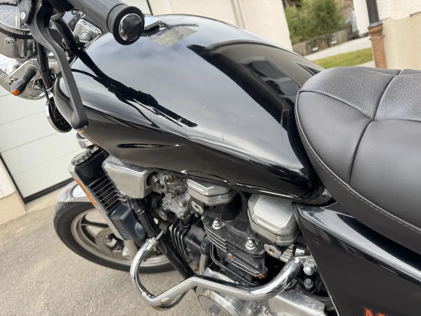 Honda VF 700 - 2