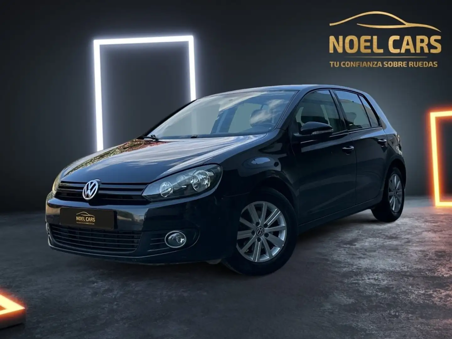 Volkswagen Golf VI1.6 TDI 105cv DPF Sport Negro - 1