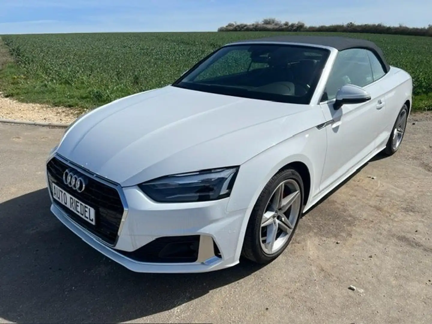 Audi A5 Cabriolet 40 TDI S-Tronic White - 1